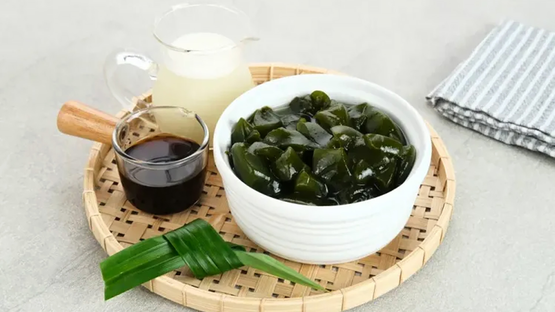 thạch sương sâm - スオン・サムゼリー